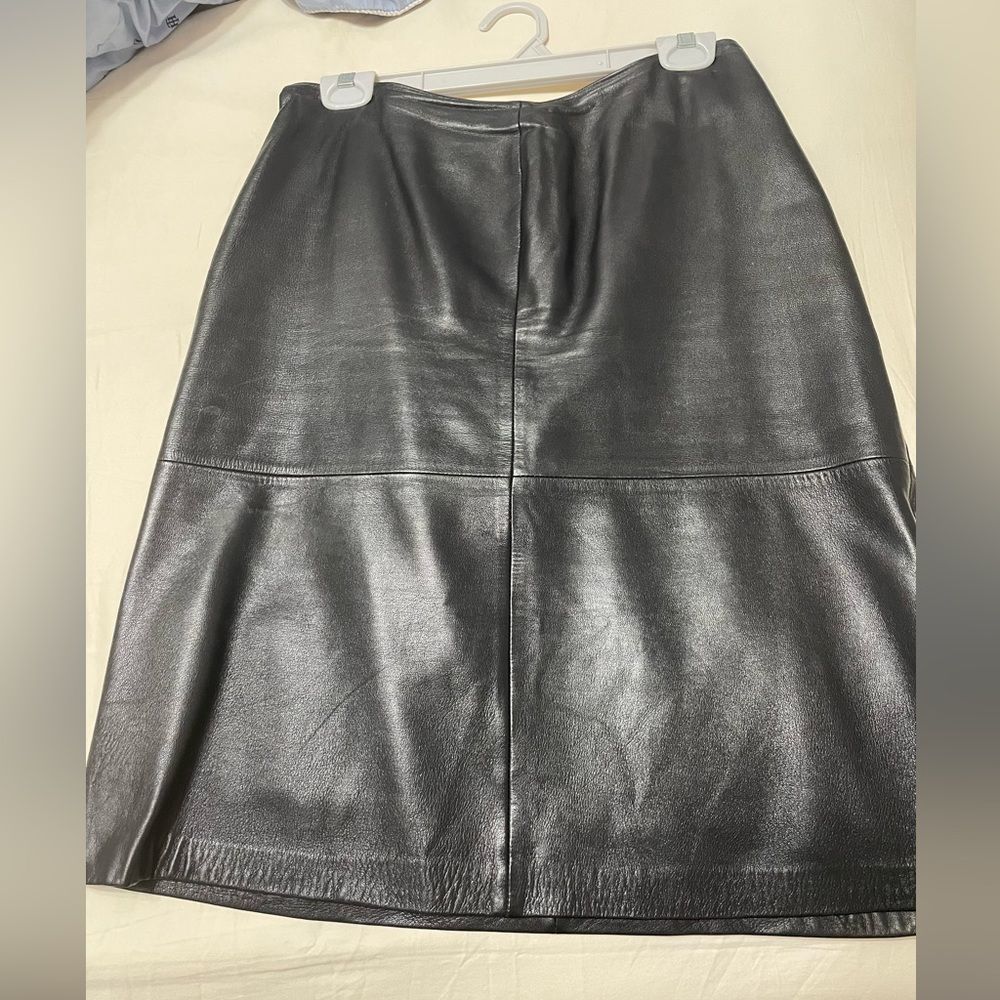 Vintage Gap Black Lambskin Genuine Leather Skirt Knee Length Size 8